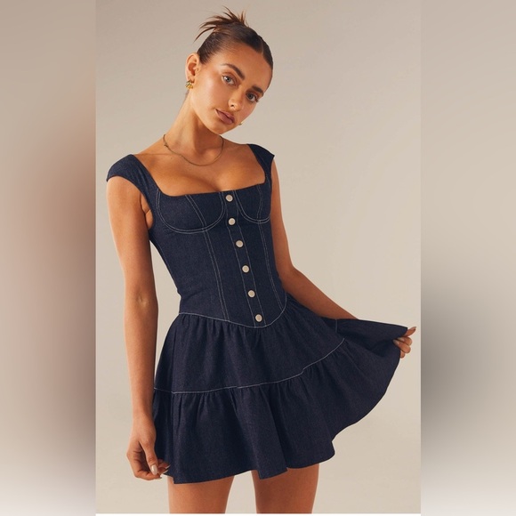 NWT - Peppermayo Exclusive - Isabella Denim
Bustier Dress in Indigo - Size US 10 - Picture 2 of 9